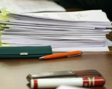 Запорираха пенсията на смолянчанин, заради съвпадение с имената