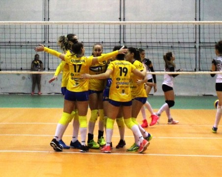 Марица мина като експрес през Славия и вече e лидер