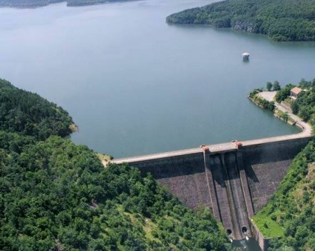 205 язовира са опасни за населението, 80 са на ръба на аварията