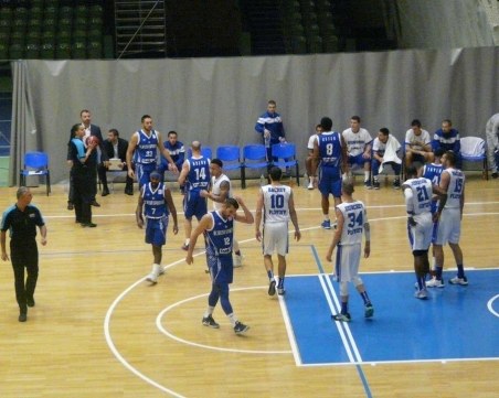 Академик Бултекс 99 ще играе ден по-рано следващия си мач