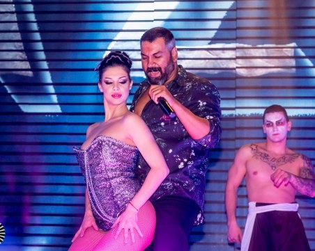 Азис откри новото Megami, гейши и акробати посрещнаха ВИП гостите СНИМКИ