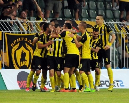 Ботев с една промяна за мач номер 100 на Тошко Неделев