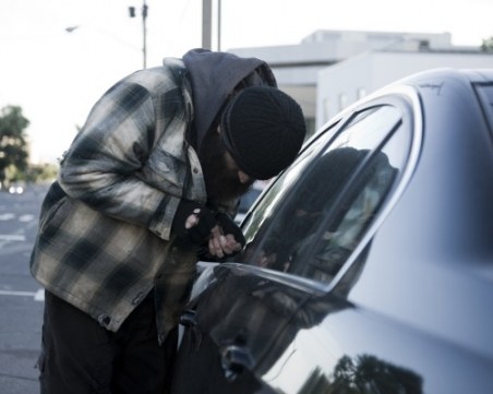 Четири хитрини, с които да предпазим колата от кражба