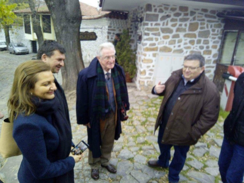 Главният прокурор с баварски гости на Дефилето на младото вино