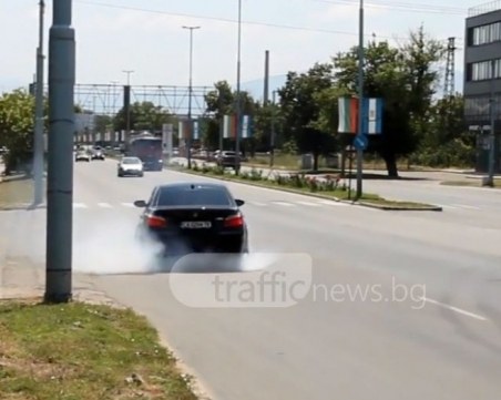 Джигити изумяват и катаджиите, някои имали глоби за по 11 бона