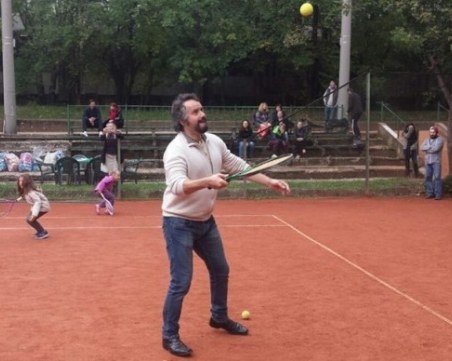 Калин Терзийски отново словоблудства: Гришо е клето момче, което играе тенис ВИДЕО