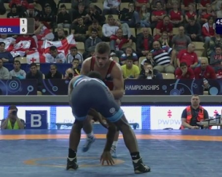 Сребро за България от световното по борба