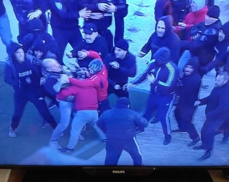 Вижте какви санкции очакват Локо и ЦСКА след ексцесиите на Лаута