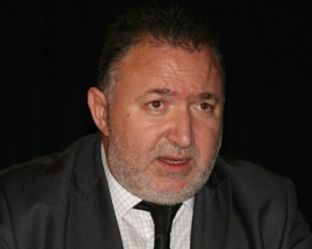 Съдът в Пловдив гледа делото срещу карловския кмет Емил Кабаиванов