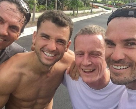 Гришо разпуска с богаташи на курорта Баха мар СНИМКИ