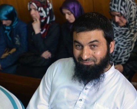 Вярващи от Пазарджик събраха гаранцията на Ахмед Муса