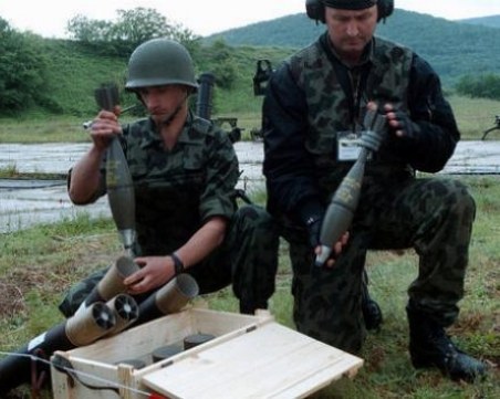 Взривяват бракувани боеприпаси край Сопот