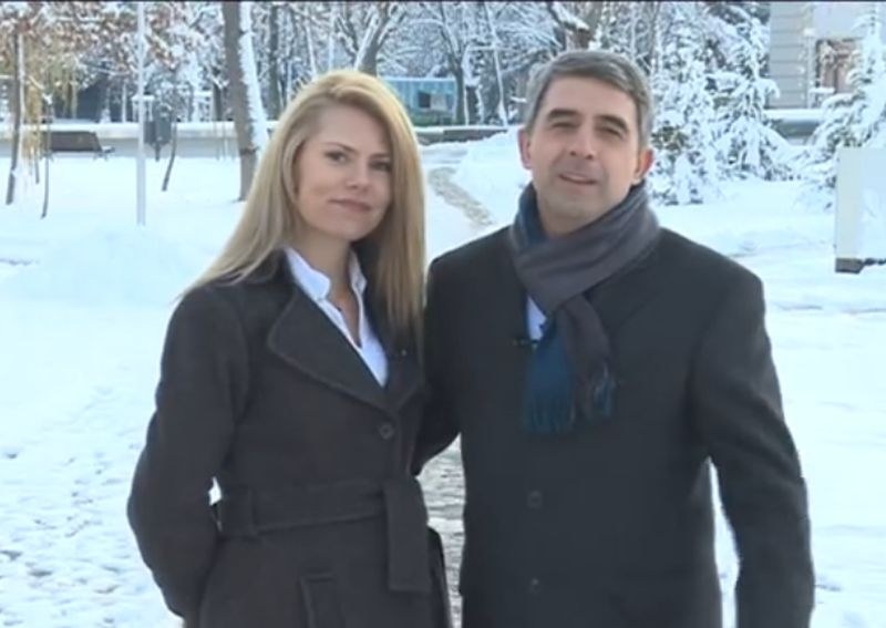 Деси Банова и Росен Плевнелиев вече не се крият! Лъснаха в първо ВИДЕО заедно