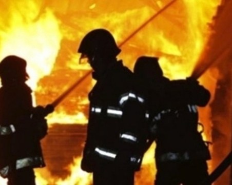 2-годишно момченце обгоря при пожар