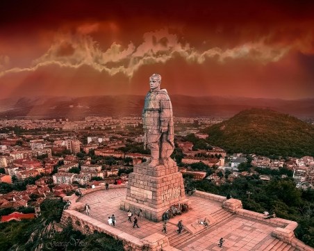 Зашеметяващи снимки от емблематични места в България