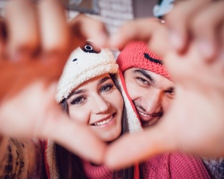 3-те зодии с нова връзка този месец