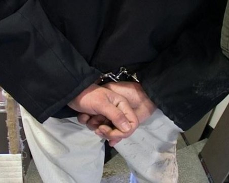 Арестуваха адвокат Роев, вкарал дрога в затвора СНИМКИ