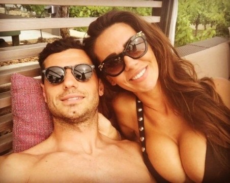 Съпругата на национал отвори уста за интимния им живот, той я заряза