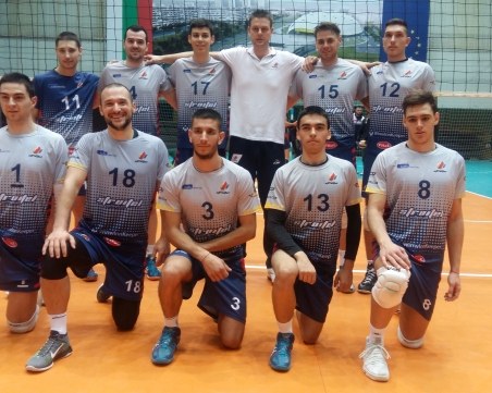 ВК Строител игра добре, но отпадна в турнира за Купата на България СНИМКИ