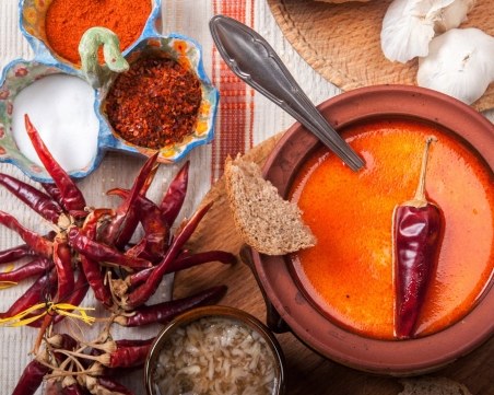 След като ЕС удари по дюнерите – ще посегнат ли евробюрократите  на ракията и шкембето?