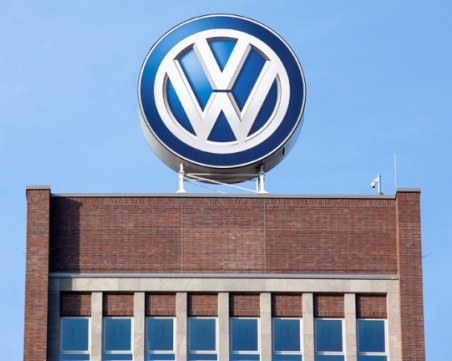 VW иска дял от руската ГАЗ