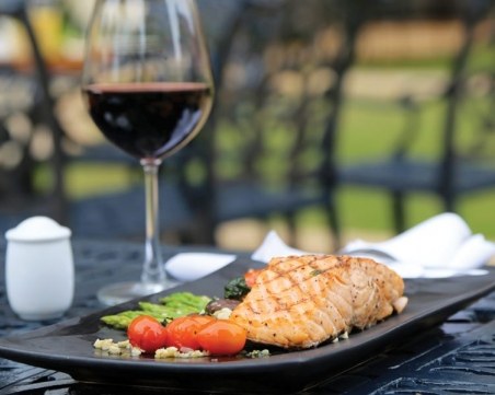 Рибата и червеното вино предпазват от болести