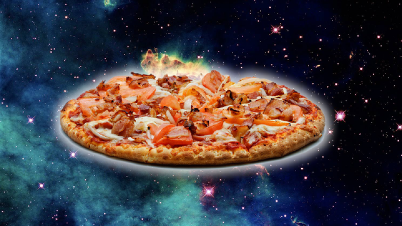 Как изглежда пица, приготвена в Космоса? ВИДЕО