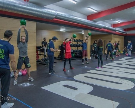 Най- модерната зала по функционален фитнес в Пловдив събра екип от профита СНИМКИ