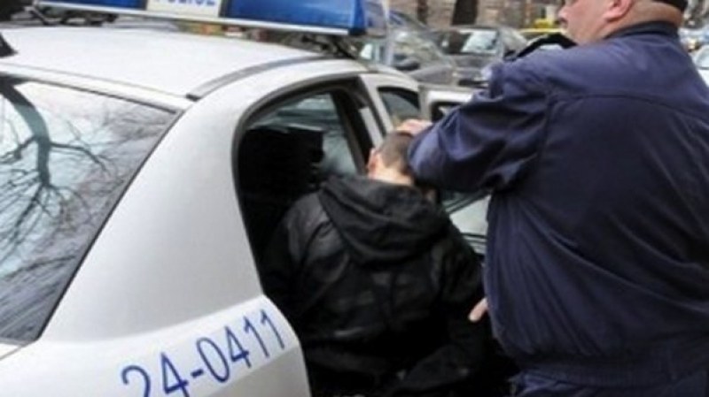Подпийнал младеж с БМВ си спретна гонка с полицията край Пловдив