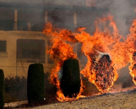 Продължава бедствието в Калифорния, евакуираха над 200 000 души ВИДЕО