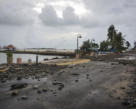 Броят на загиналите заради урагана в Пуерто Рико може да достигне до 1000 души