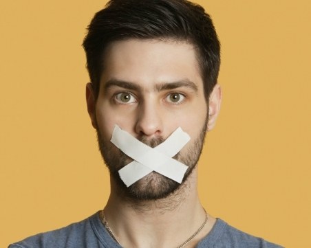 Не говорете за тези 8 неща, докато сте на работа