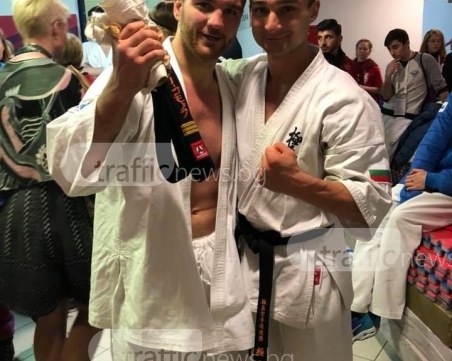 Огромен успех за Пловдив! Братя Команови с титла и сребро от световното СНИМКИ