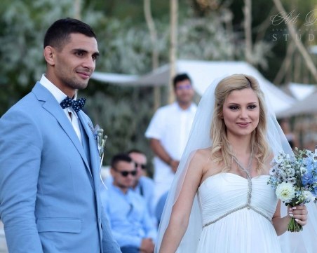 Джудистът Ивайло Иванов подари незабравима сватбена церемония на любимата си Лорета ВИДЕО и СНИМКИ