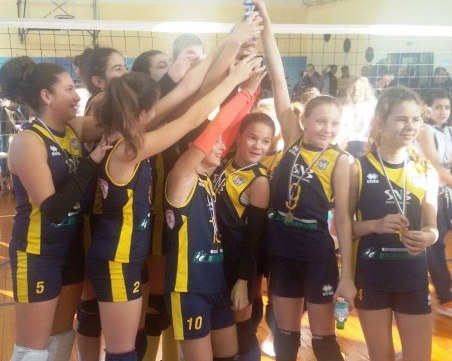 Малките маричанки спечелиха коледния турнир в София ВИДЕО