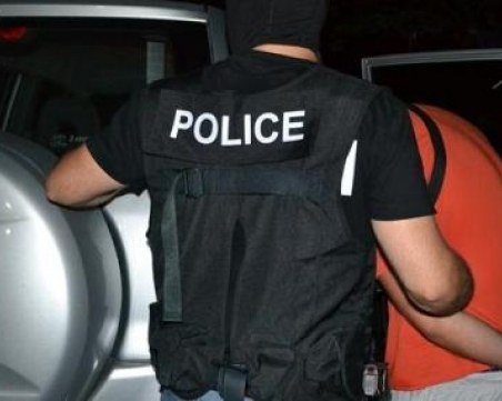 Охранители и клиенти се сбиха, двама са пострадали