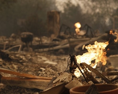 Продължава бедствието в Калифорния, евакуират още хора