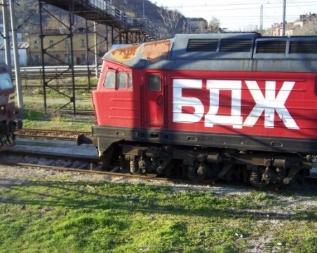 БДЖ отрича да има профил в Туитър