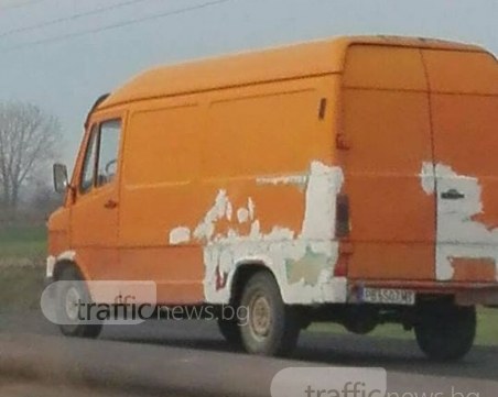 Играчите на руска рулетка на новото платно Пловдив – Асеновград нямат край! СНИМКИ