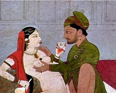 Вибриращата кутия на Клеопатра и още секс тайни от миналото