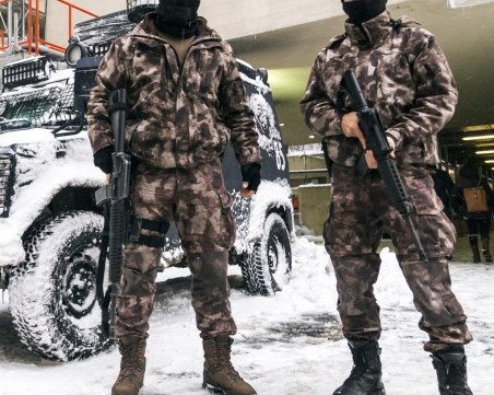 Арестуваха българин при спецакция в Истанбул с 40 кила кокаин