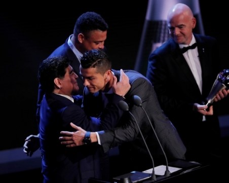 Марадона: Роналдо говори глупости, можех да спечеля повече Златни топки