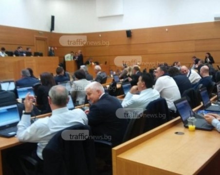 Пловдивските общинари се събират последно за 2017-а, кметът се хвали с преизпълнение на бюджета