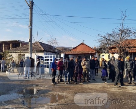 Меле след катастрофата, при която джип уби дете в Първенец! Роднини пребиха шофьора СНИМКИ