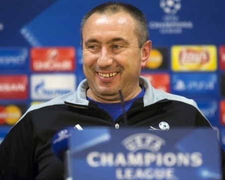 Обрат: Мъри Стоилов остава в Астана