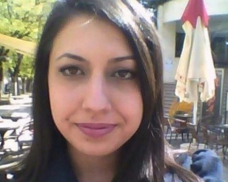 Трети ден няма следа от 22-годишната студентка Илияна! Виждали ли сте я?