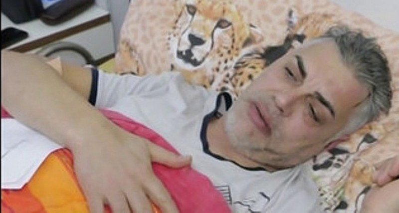 Полицаи скочили да бият с бухалки DJ Теди Джорджо
