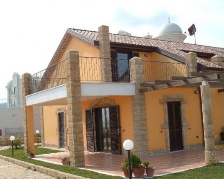 Градче в Италия раздава безплатно къщи