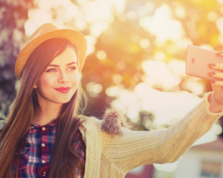 Съвети за перфектно селфи, с което да съберете солиден брой лайкове