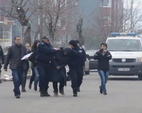 Следствен експеримент! Мехмед влезе отново в дома на Дамла ВИДЕО